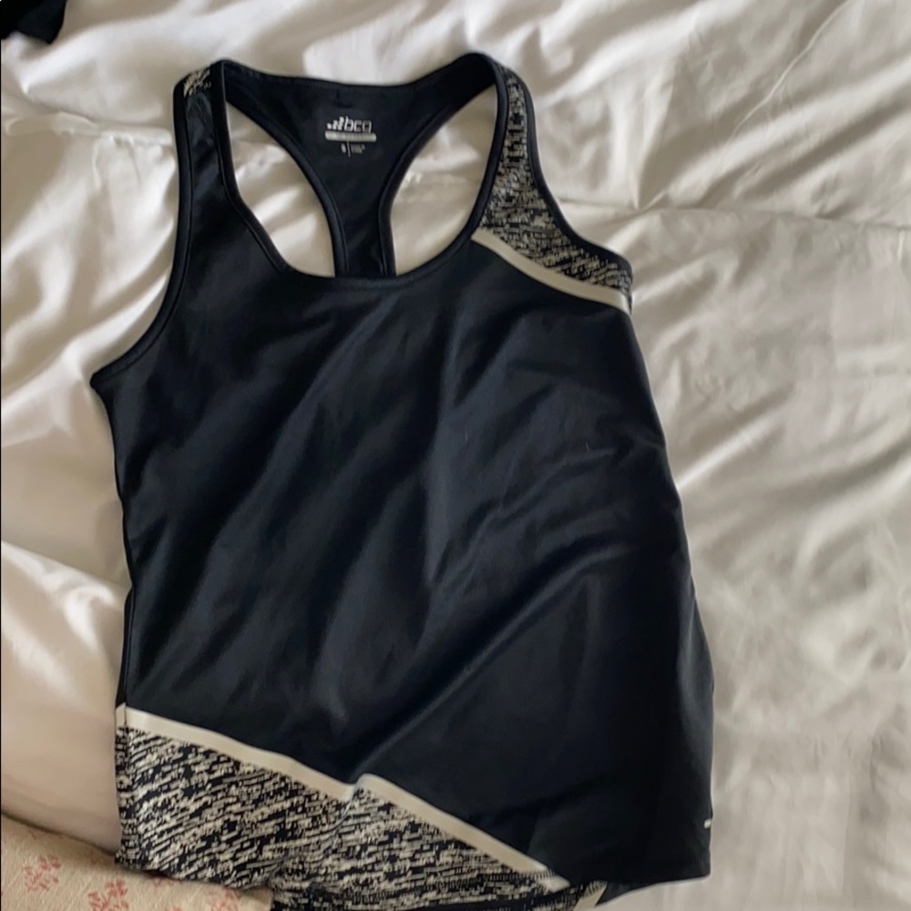 black workout tank top